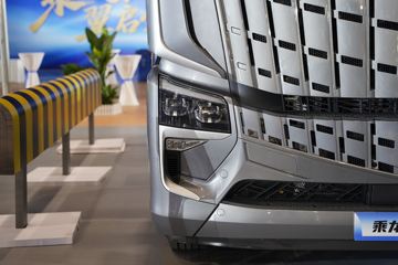  HK LNG 630 6X4 AMTǣ