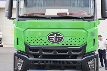ӥ 7.8L 350 8X4 5.8ж