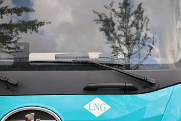 ӥ 530 6X4 LNGԶ ǣ