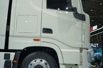 ���������콢GX 4X2 ��ȼ�ϵ��ǣ����