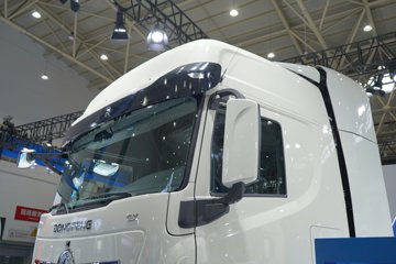 ���������콢GX 4X2 ��ȼ�ϵ��ǣ����