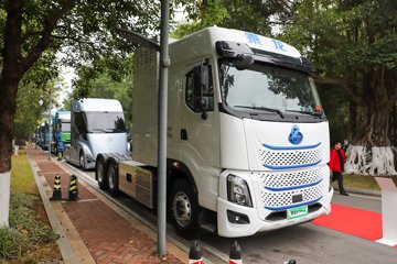 ������������H7pro 6X4 ȼ�ϵ��ǣ���� ΢��95kWh