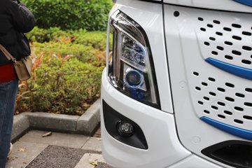 ������������H7pro 6X4 ���綯ǣ���� ����ʱ��600kWh