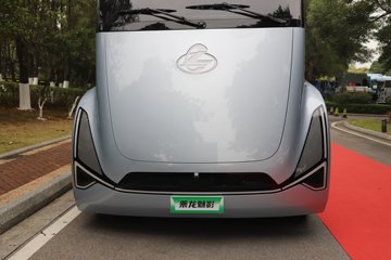 ��������������Ӱ 6X4 ���綯ǣ���� ����ʱ��400kWh