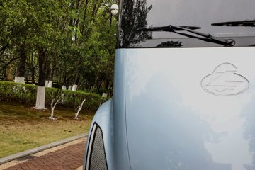 ��������������Ӱ 6X4 ���綯ǣ���� ����ʱ��400kWh