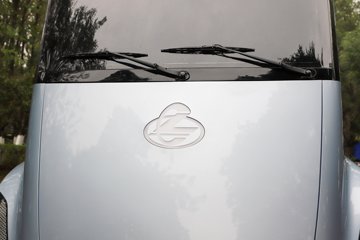 ��������������Ӱ 6X4 ���綯ǣ���� ����ʱ��400kWh