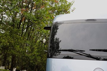 ��������������Ӱ 6X4 ���綯ǣ���� ����ʱ��400kWh