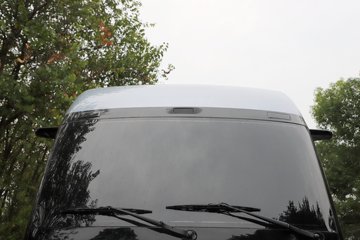 ��������������Ӱ 6X4 ���綯ǣ���� ����ʱ��400kWh