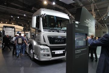 TGS  18.440ǣ