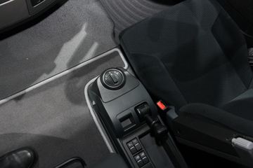 ��TGS 18.440 6X4ǣ����