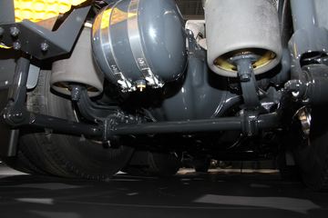 ��TGS 18.440 6X4ǣ����