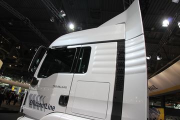 ��TGS 18.440 6X4ǣ����