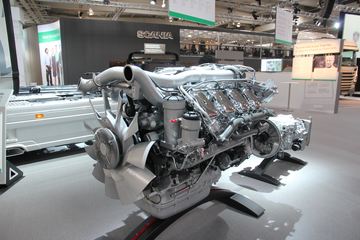 ˹V8+