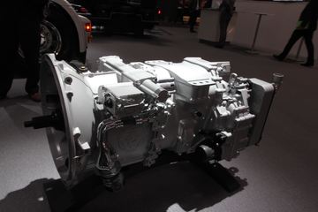 ˹V8+