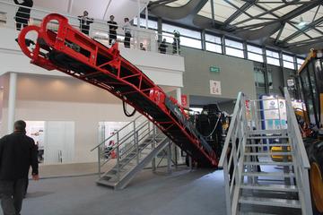 ��һ�ع� ·�湤�̻�е