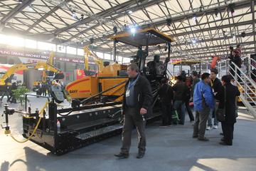 ��һ�ع� ·�湤�̻�е