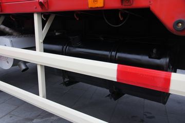 J5MƽͷŰ4X4ԽҰ