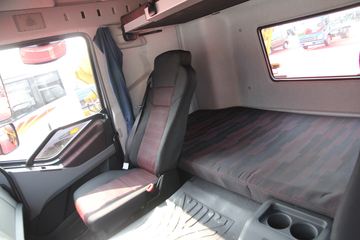 J6P 6X4 11Lǣ( ˦)