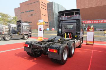 J6P 6X4 11Lǣ( ˦)