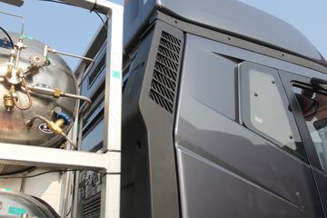 J6P 6X4Դǣ(13LȻ)