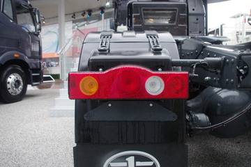  2013 J6Pǣ