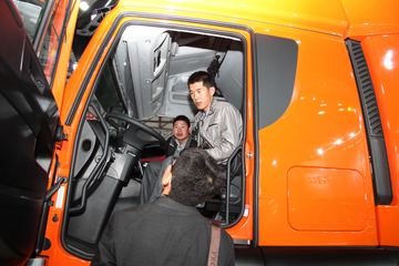 άIVECOͻ