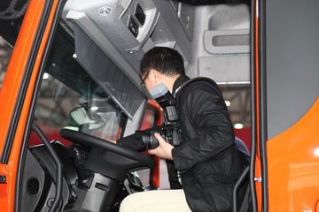 άIVECOͻ