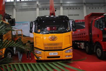 ���J6M 6x4 ֱ���泵��