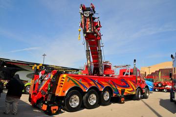 2013�������в�����չ����